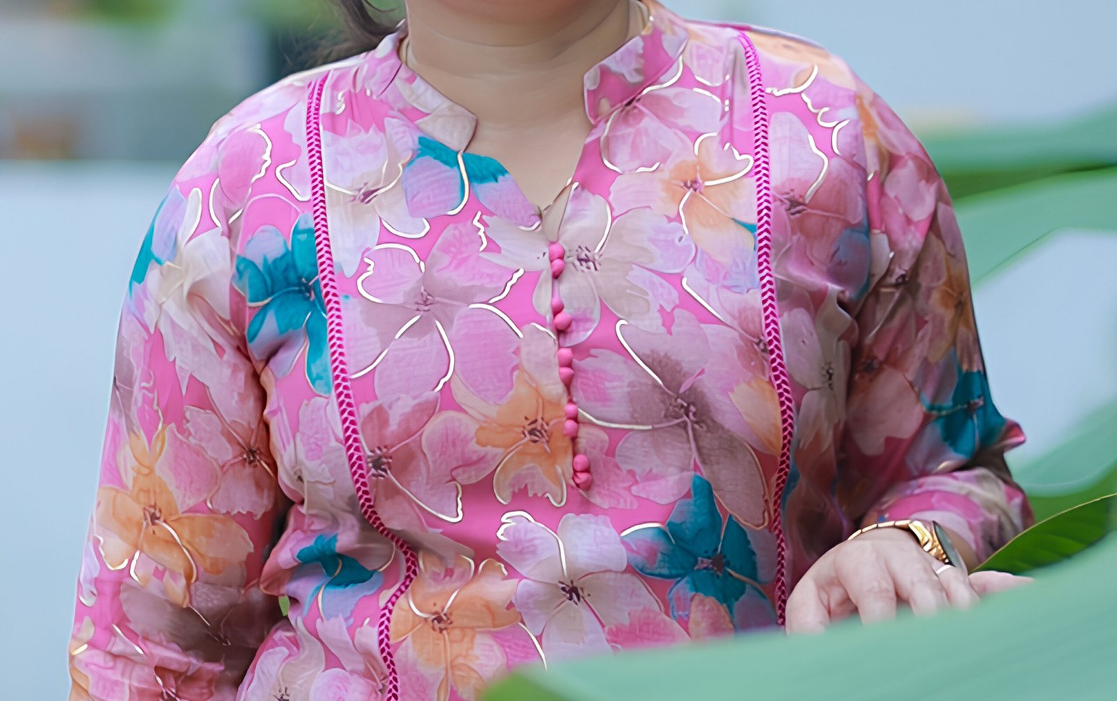 Beautiful Mal Chanderi Floral Printed Slit Kurti With Plain Bottom - M1725 - Image 3