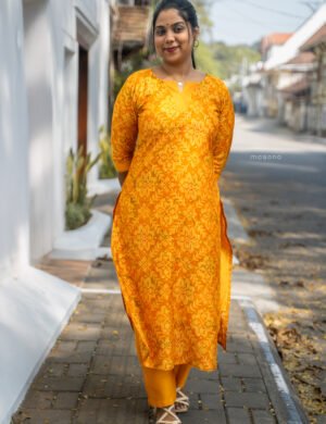 Printed Top and Plain Bottom Kurti Set - M1741