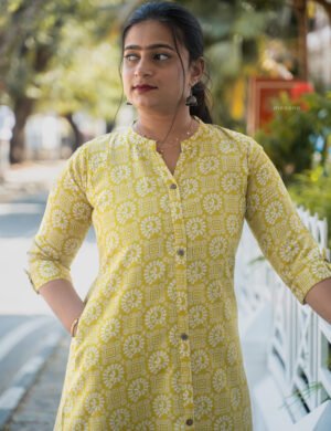 A Graceful A-Line Top With Full Button Down - M1734