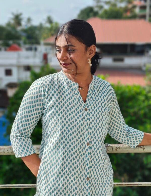 Office Wear A-Line Printed Top - M1682
