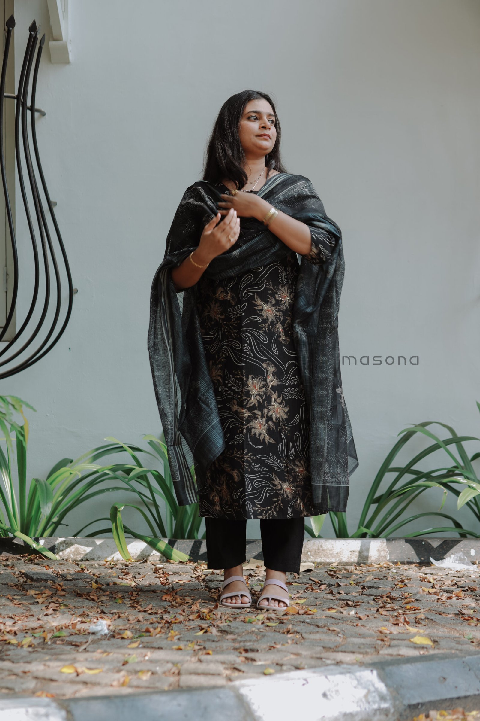 Berlin Floral Printed Top with Matching Dupatta & Plain Bottom - M1807