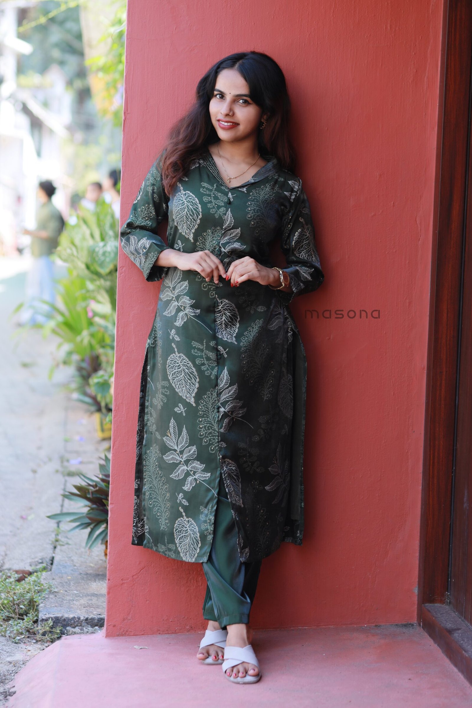 Roman Glass Fabric Top & Bottom - M1832 - Image 5