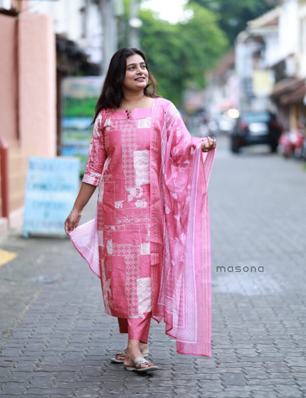 Berlin Straight Cut Kurti Set with Classic Square Neckline with Front Buttons - M1918